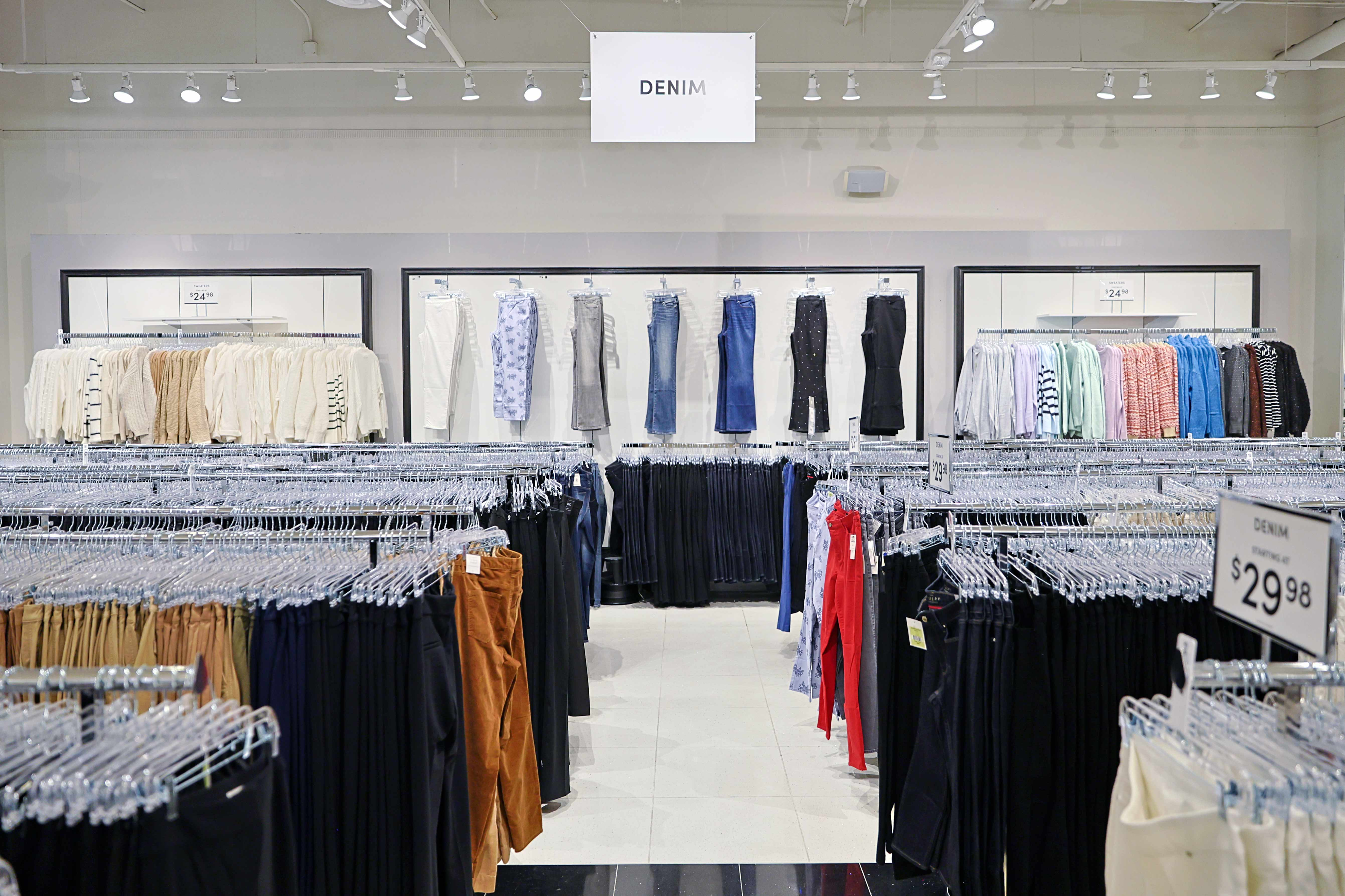 Off The Rax store interior, view 5