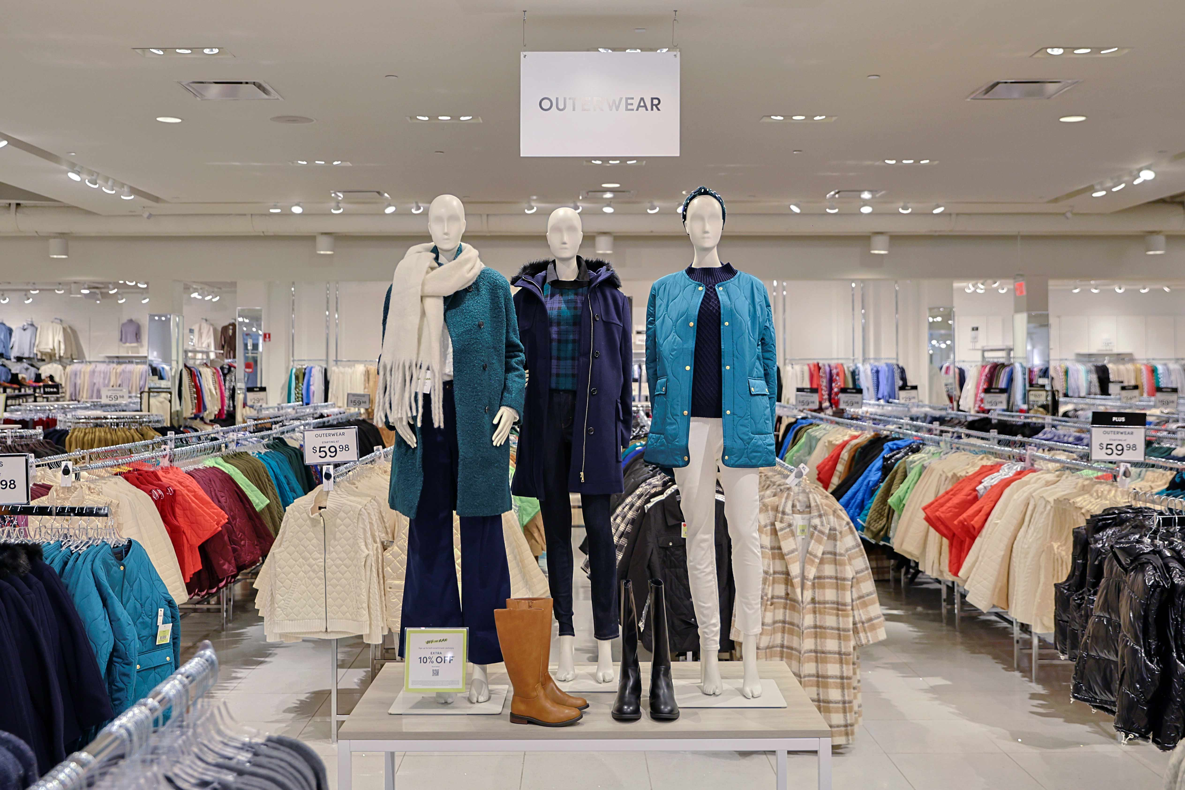 Off The Rax store interior, view 6